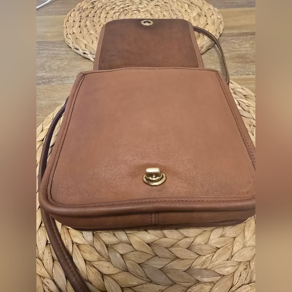 Vintage 1999 Coach Crossbody #9620 - Picture 2 of 12